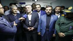 بازدید وزیر بهداشت، درمان و آموزش پزشکی از حوزه های سلامت شهرستان کازرون و کوهچنار به روایت تصویر / مرداد 1405