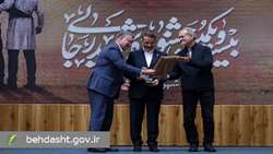 وزارت بهداشت فاتح «یاور فتح» و رتبه برتر «تبیین تلاش» برای اقناع افکار عمومی شد