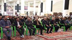 اجتماع بزرگ دانشگاهیان استان فارس در آیین بزرگداشت و سوگواری رهبر شهید انقلاب در حرم مطهر حضرت شاهچراغ(ع)