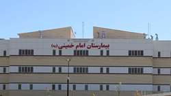 تعهد پرستار فداکار بیمارستان حضرت امام خمینی(ره) آباده در قلب شهر
