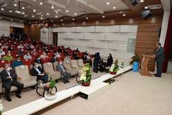 برگزاری آیین تکریم و معارفه رئیس دانشکده دندانپزشکی با حضور رئیس دانشگاه علوم پزشکی شیراز