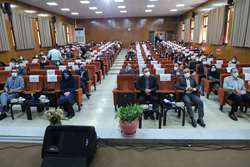 تقدیر از دانشجویان برتر دانشکده پزشکی دانشگاه علوم پزشکی شیراز با حضور مشاورعالی سرپرست دانشگاه