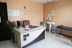   خدمات ویزیت در کلینیک سلامت باروری و جوانی جمعیت درمانگاه امام رضا(ع)، تا پایان خرداد رایگان شد