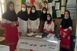 برپایی اردوی جهادی از سوی تیم سلامت شبکه بهداشت و درمان سروستان  