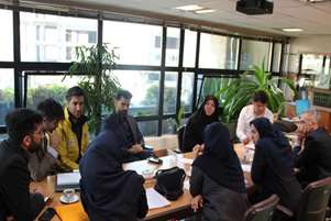 نشست معاون درمان و مدیر پرستاری دانشگاه علوم پزشکی شیراز با جمعی از پرستاران