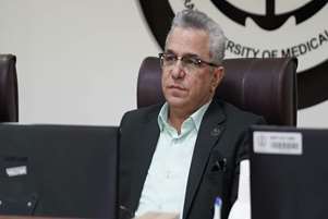 ضرورت بهره‌گیری از فناوری‌های نوین و هوش مصنوعی در ارتقای نظام بهداشت و درمان فارس