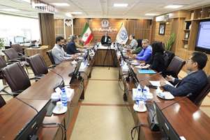 هم‌اندیشی اعضای دبیرخانه اعتباربخشی آموزشی دانشگاه علوم پزشکی شیراز با حضور مشاورعالی رئیس دانشگاه