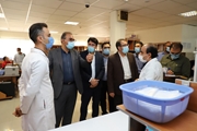 تاکید رئیس دانشگاه بر تکریم بیماران مبتلا به سرطان در بازدید از داروخانه ویژه بیماران خاص در بیمارستان نمازی