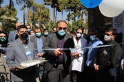 افتتاح نمایشگاه دستاوردهای بیمارستان نمازی با حضور رییس دانشگاه علوم پزشکی شیراز
