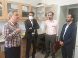 بازدید معاون تحقیقات و فناوری دانشگاه علوم پزشکی شیراز از آزمایشگاه مرکزی تحقیقات دانشگاه