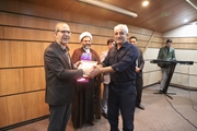 آئین تقدیر از فعالان مشاغل کارگری، با حضور رئیس دانشگاه علوم پزشکی شیراز برگزار شد