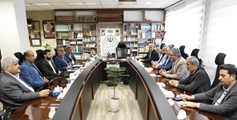 دیدار رئیس دانشگاه علوم پزشکی شیراز با مدیرکل آموزش و پرورش استان، زمینه‌ساز توسعه تعاملات حوزه سلامت و آموزش و پرورش