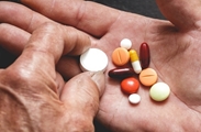 چگونه سالمندان با پرهیز از بعضی داروها می‌توانند حافظه‌ بهتری داشته باشند؟