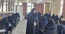 بازدید مدیر پرستاری دانشگاه علوم پزشکی شیراز از محل برگزاری آزمون صلاحیت حرفه‌ای پرستاری