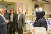 بازدید رئیس دانشگاه علوم پزشکی شیراز از بخش گوارش و کبد بیمارستان نمازی