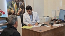 خدمات‌رسانی جهادی کادر درمان شهرستان آباده به خانواده معظم شهدا و ایثارگران در بیمارستان حضرت امام خمینی (ره)
