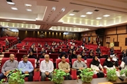 برگزاری جلسه مسئولین بیمارستان نمازی در تالار اقبال لاهوری این مرکز