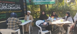 ایستگاه سلامت به مناسبت هفته بسیج با ارائه خدمات رایگان پایش فشار خون، قند خون و مشاوره در بیمارستان نمازی و منطقه ده پیاله برپا شد.