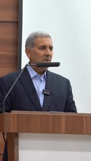 .روایتی از آیین تکریم و معارفه روسای پیشین و جدید دانشکده دندان‌پزشکی شیراز با حضور رئیس دانشگاه علوم پزشکی شیراز