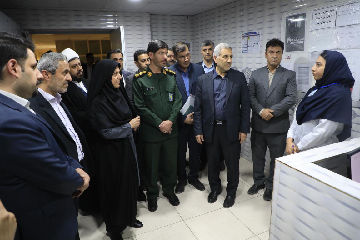 بازدید رییس دانشگاه علوم پزشکی شیراز از حوزه های سلامت شهرستان سروستان به روایت تصویر / آبان 1404