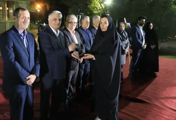 معاون درمان دانشگاه علوم پزشکی شیراز در مراسم گرامیداشت روز پرستار:شب‌ بیداری‌های پرستاران، سرمایه بزرگ نظام سلامت است